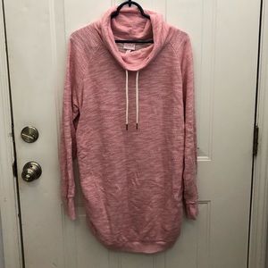 Cute & comfy long maternity sweatshirt